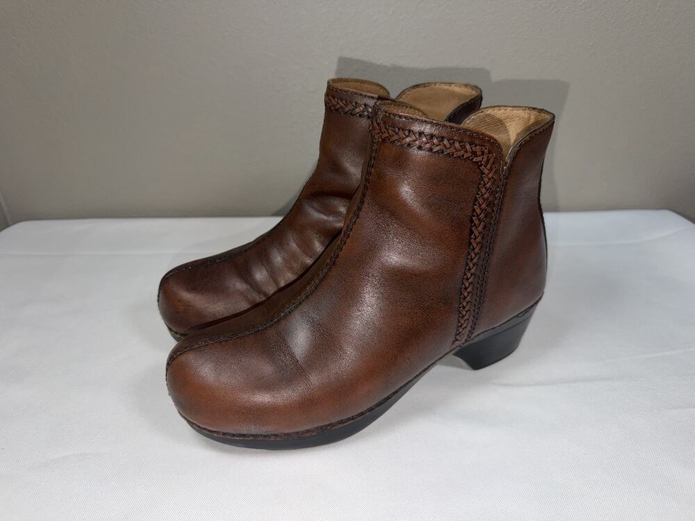 Dansko Scout Size 37 / 7 Brown Leather Clogs Ankle Boots With Braided Trim